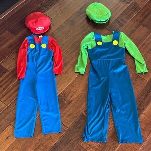 Kids Super mario Costume Set of two. Mario size 5 and Luigi size 7